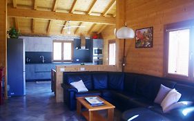 QuickHome Villa Anita